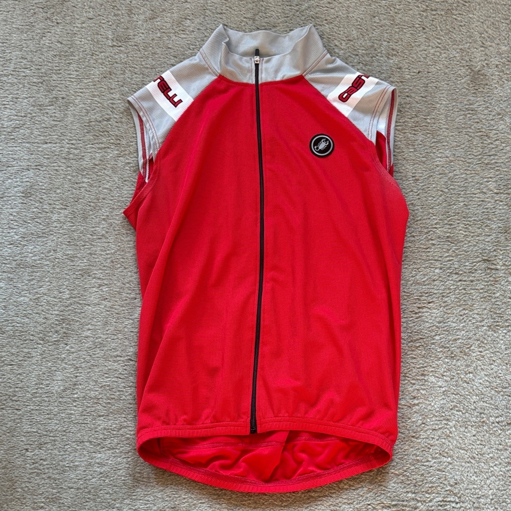 Castelli red cycling vest M
